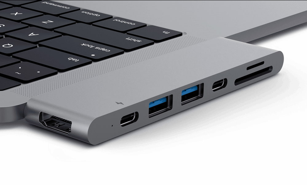 Macbook Pro Dock (docking station)